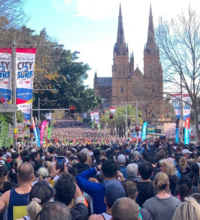 TCS_ANZ's tweet photo. The streets of Sydney are alive with 85,000 runners pumped with energy today at @CityRunSeries. Go #TeamTCS! #TogetherWeRun #TeamTCS #OfficialAppPartner #city2surf https://t.co/VXzut47rzV