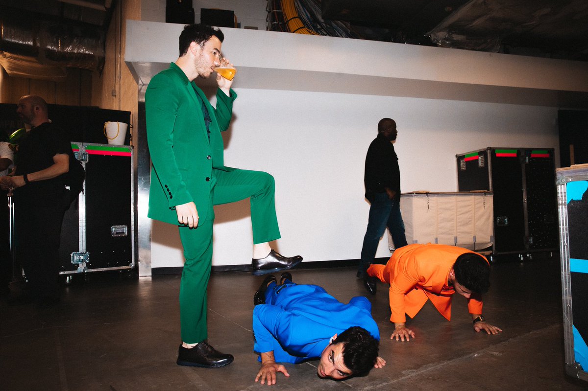 nickjonas's tweet photo. From pre show shenanigans to onstage shenanigans. 😁 Thank you Tampa. What an incredible night. https://t.co/4hYDaPkEGX