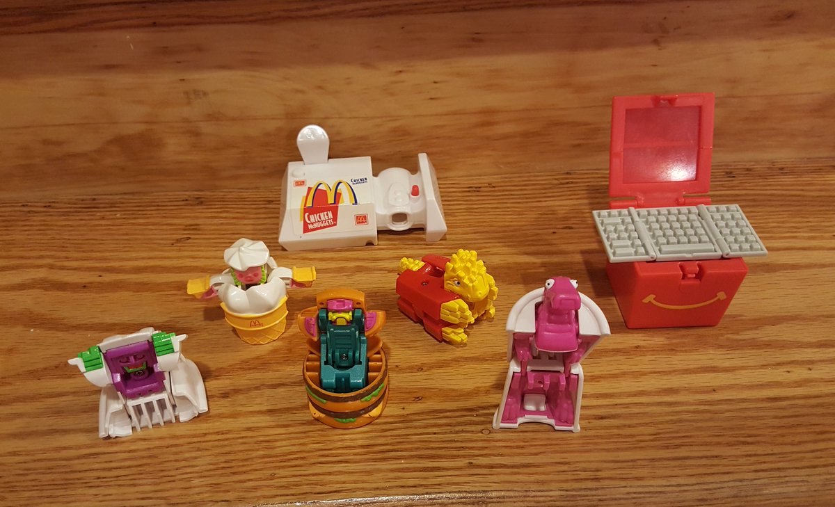 SpeedBrkr's tweet image. These old school @McDonalds Kid&apos;s Meal toys were the best! #McDonalds #McRobots #80s