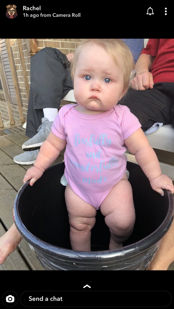 annaelisabethhh's tweet photo. My blue eyed baby girl https://t.co/4GS0ObVhlG