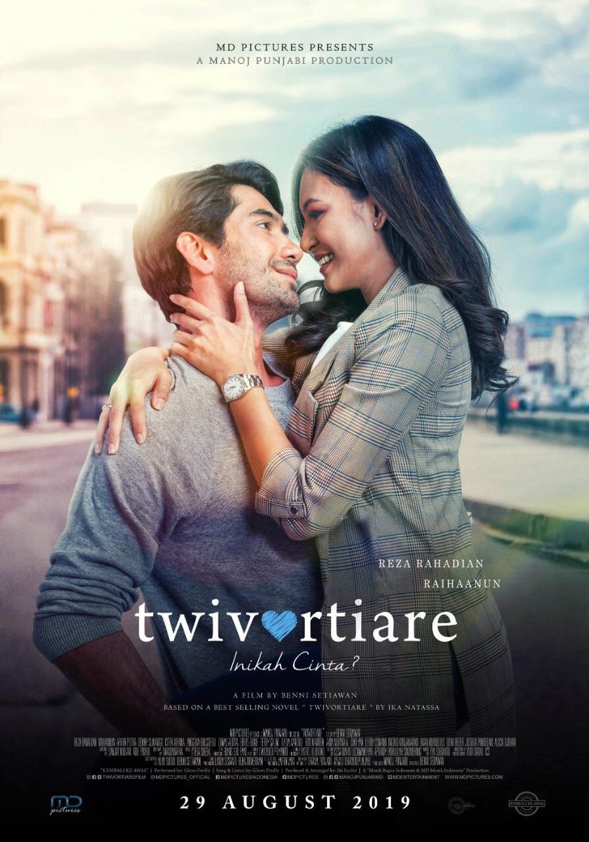 ikanatassa's tweet photo. Ini caranya:
1. Follow akunku @bukugpu @twivortiarefilm di Twitter
2. Post trailer dan/atau poster #FilmTwivortiare  &amp; ceritain knp pgn nonton filmnya 
3. Mention aku di ujung (jgn reply) &amp; pakai hashtag #Twivortiare #InikahCinta

Kuis dibuka s.d. 15/8/2019, pengumuman 16/8/2019 https://t.co/tsJXGAXM5F