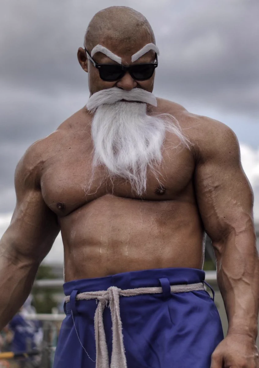 これは間違いなく強い！ドラゴンボールの亀仙人のコスプレがもはや本物www