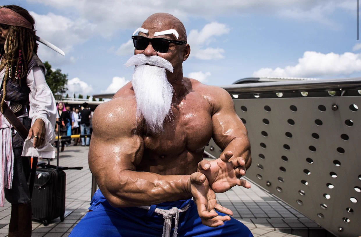 これは間違いなく強い！ドラゴンボールの亀仙人のコスプレがもはや本物www
