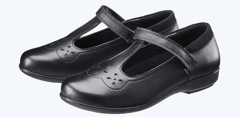 whatsgoodtodo1's tweet photo. Today is your last chance to enter our #competition to win a pair of @TreadsOfficial School Shoes. Don't miss out on your chance to enter. To enter visit https://t.co/r6r0IOcTDg Competition ends 11/08/19. T&amp;Cs apply. UK residents only. #backtoschool https://t.co/NqwtuIT798