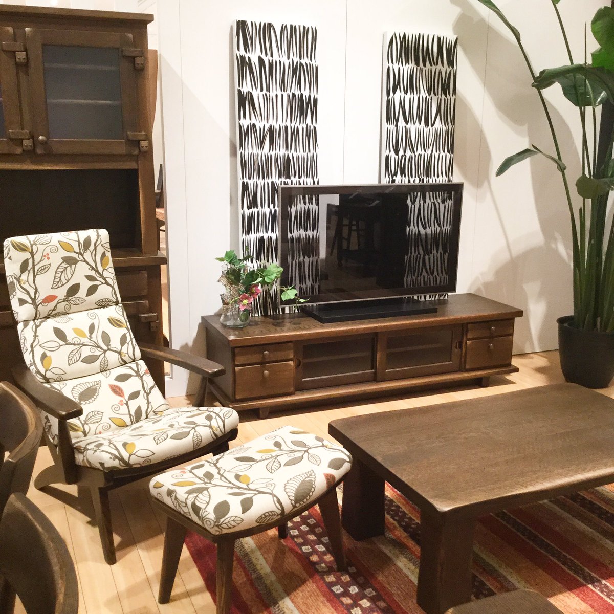 東京インテリア 家具 大阪本店 Pa Twitter 柏木工 の リビング 木のぬくもりを感じられる温かみのあるお部屋に 東京インテリア 東京インテリア家具大阪本店 東京インテリア大阪店 インテリア 家具 Interior 雑貨と家具のお店 マイホーム 注文住宅