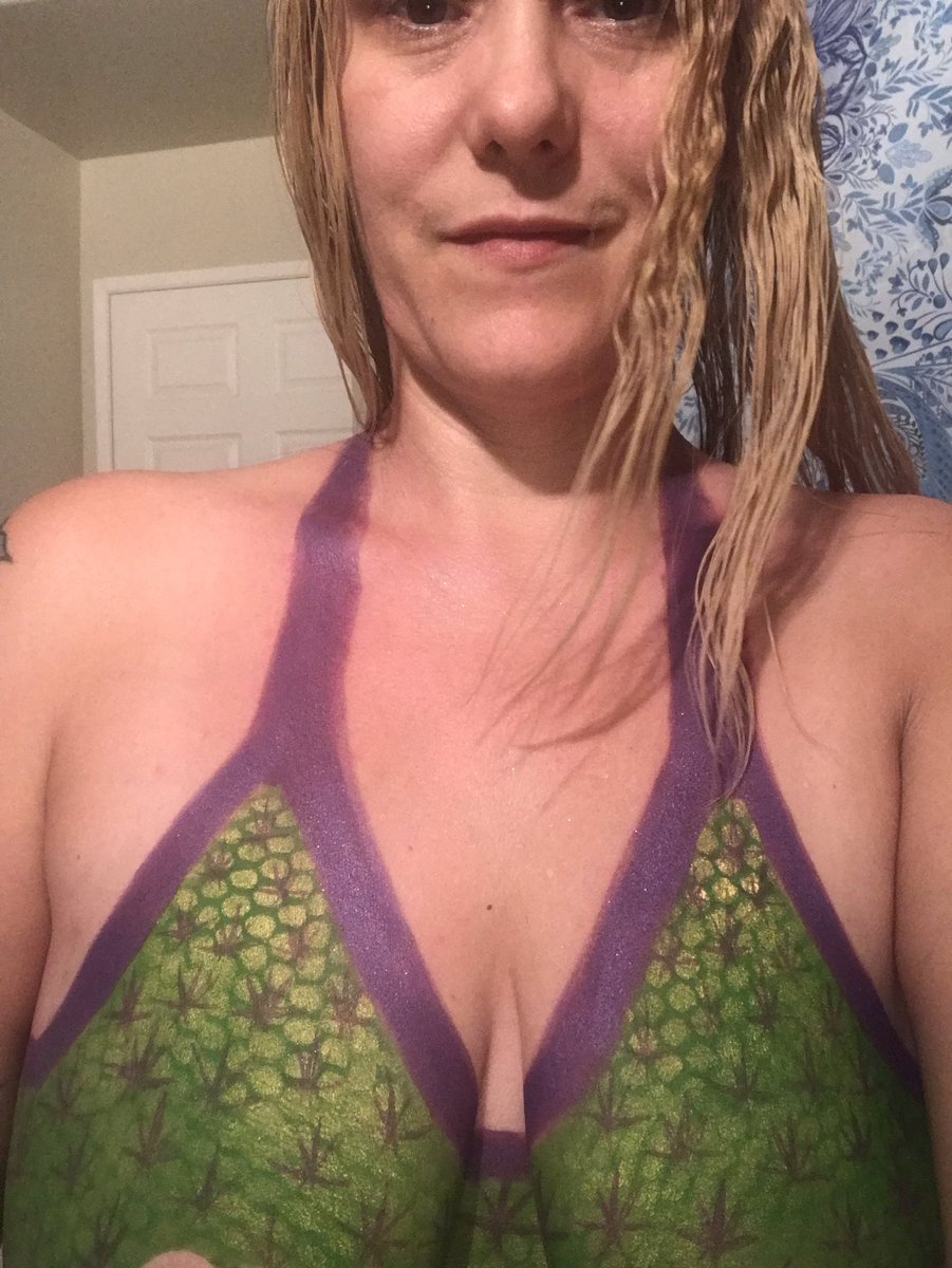 milf_tea's tweet photo. Loved this day #paintedtop #publicflashing #touched #paintbrushonmyskin was such a #turnon was #nippingout the whole time #milfflashinghugetits #bigtits #milfnextdoor https://t.co/6QkIVzROVe
