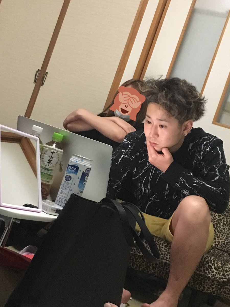 donchan_0917's tweet photo. 編集なう😆
3人で頑張ってる🤣 https://t.co/hTuCNqOICP