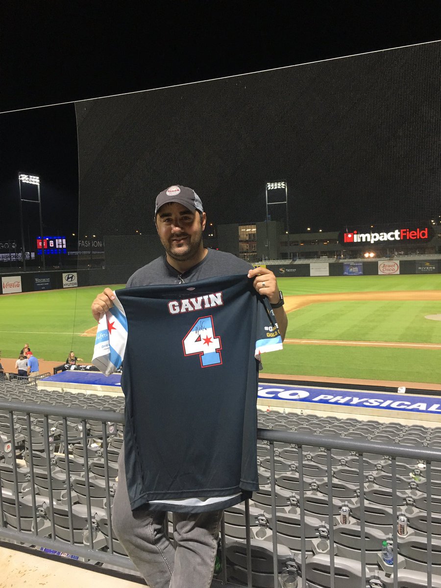 _stefkin_'s tweet photo. @TheChicagoDogs @UniWatch @PhilHecken @DJSnelten @edwin_arroyo11 @CaseyCrosby2 @Tvavra1 Awesome energy at #ImpactField tonight!  Thanks for letting us take part in the Gold Glove Charities auction and take home these game worn jerseys by 2 of our favorite #chicagodogs!  #TakeABite https://t.co/ZIqOiq3TNa