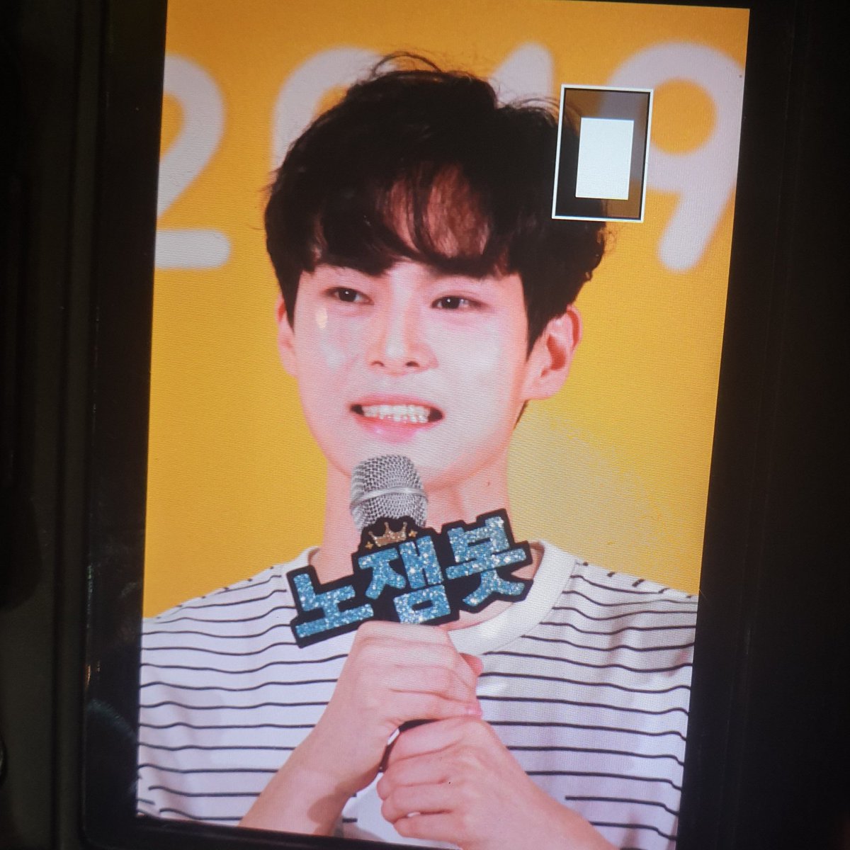 Nojam_ryung's tweet photo. 2019.08.11. 다이아페스티벌 꿀잼스튜디오 노잼봇 프리뷰 4p - 2
찬희오빠 왜이리 예쁜지 아시는분❓❗❓❗❓ #노잼봇 #봇노잼 #nojambot #botnojam https://t.co/IkyKngYj7F