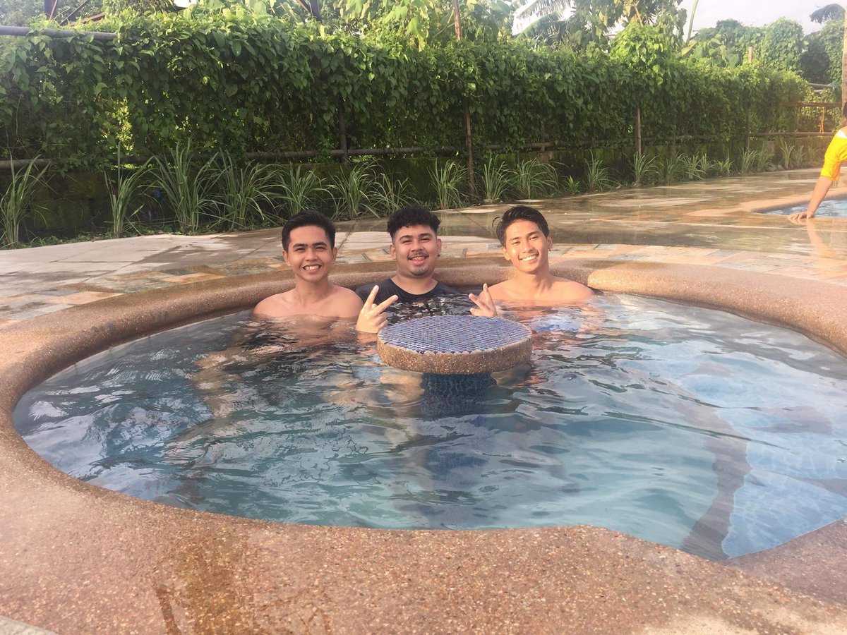 RobertMagsayo's tweet photo. SUPEREGO😇 ID 😁 EGO👿
Sino kaya mauuna satin mag ka anak😅🤣
#since14 https://t.co/Rez6iWmdWH