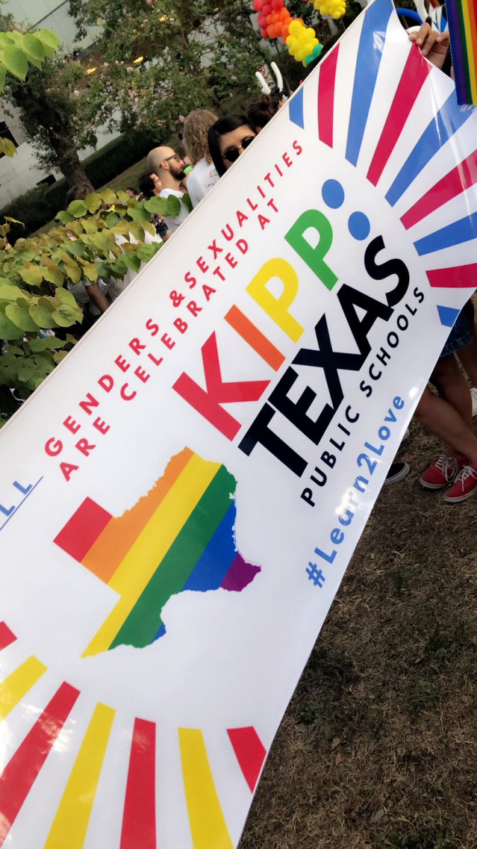 Ms_HodgeKG's tweet photo. KIPP Pride 🌈 📚❤️ #KIPPJoy #KIPPTexas #KACDJoy #KIPPAustin @KIPP https://t.co/fayH1bBUXV