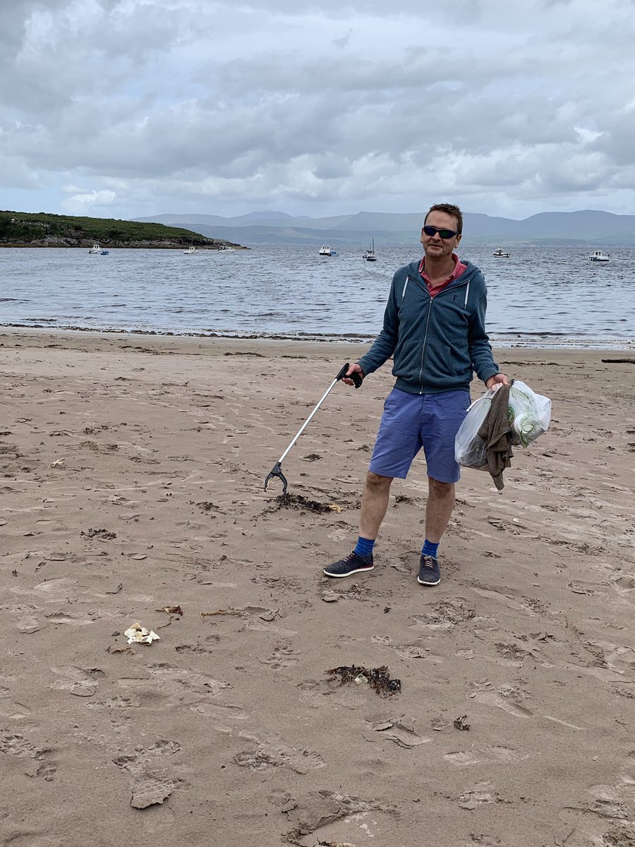 MakeItWilder's tweet photo. A break from our home routine. Never a break from our love for the environment. ππ
#2minutebeachclean
#Kellsbay #makeitwild https://t.co/oaqjzUmCLV
