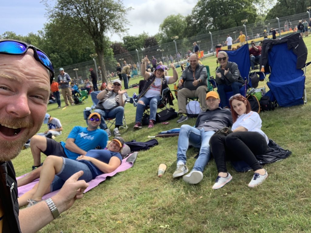AndyWebbDJ's tweet photo. Camped with a fab bunch of @WSeriesRacing @McLarenF1 #Papaya fans here at Druids @Brands_Hatch 

#rethinkracing #wseriesfinale 
#jamiechadwick55 
#comeonjamie https://t.co/W1uWWQXBhn