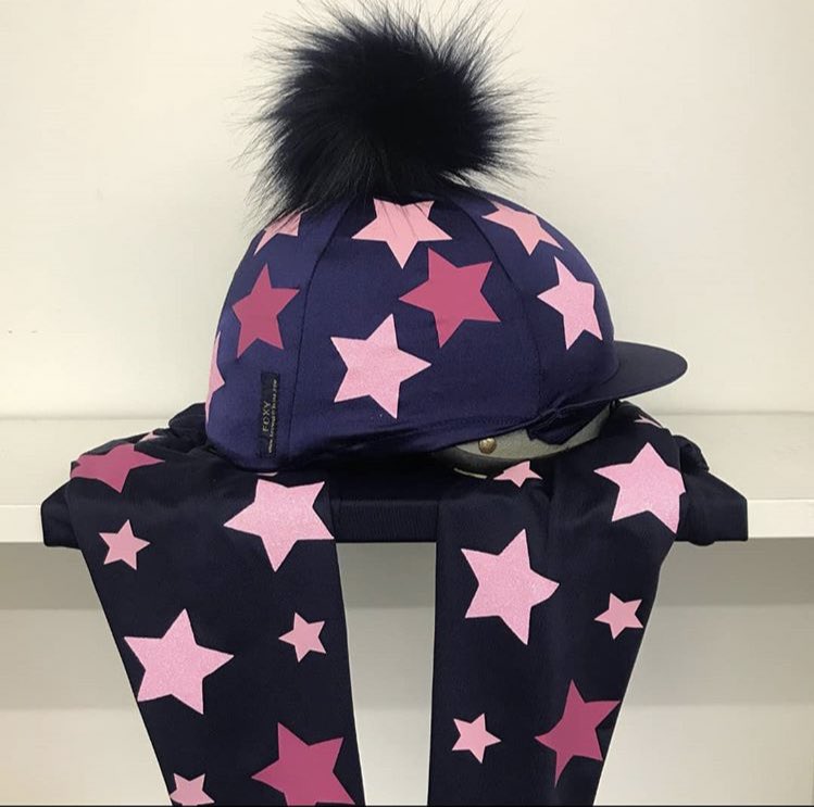 foxyonex's tweet photo. How gorgeous is this set😍 has to be a favourite what would your dream cross country colours be? https://t.co/5LFKylCn4n