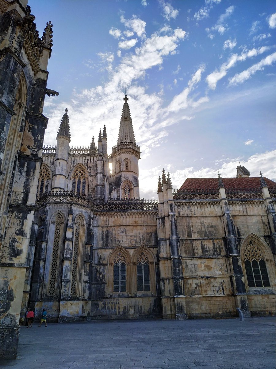 ikerhf01's tweet photo. Monasterio de Batalha 🇵🇹 https://t.co/P7Kl0nofLk