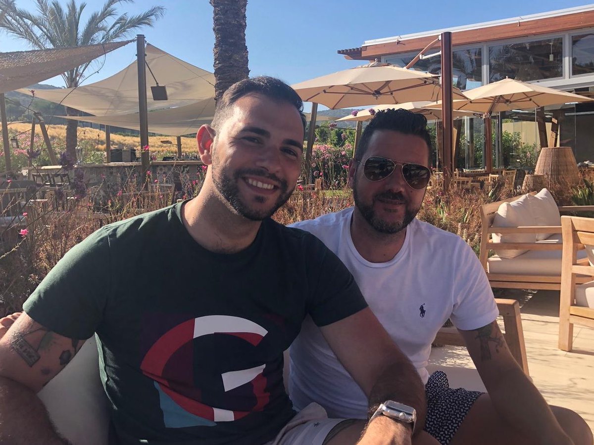 Pacoquintana7's tweet photo. A disfrutar del #Domingo amigos!! Que tengáis un #Finde genial!! @frank_p13 😘😘😘😘

#FelizDomingo

#FelizFinDeSemana 

#Summer2019 🏖 https://t.co/dsyhxENt77