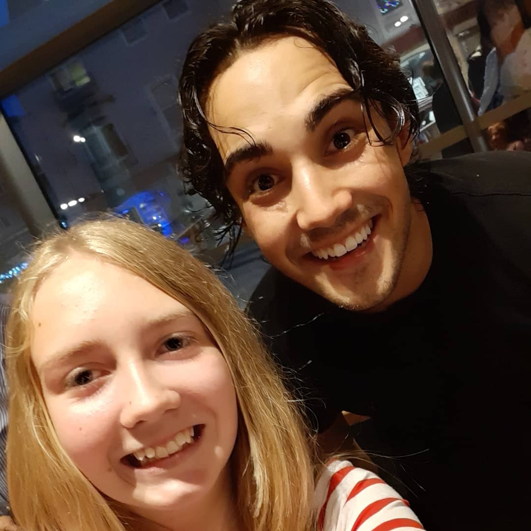 AmyBack5's tweet image. Happy 21st birthday jake I hope you have a super happy day @jakecartermusic 😁❤😃