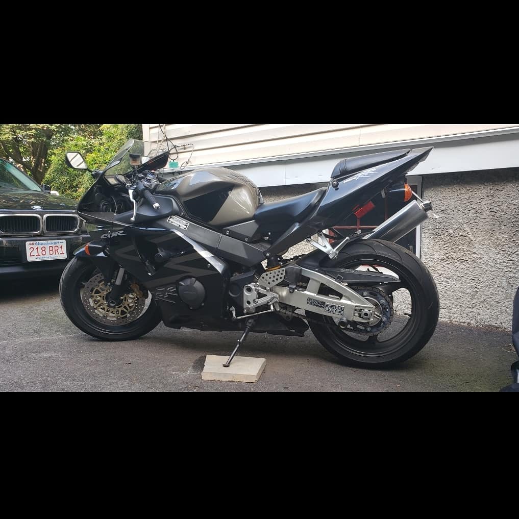 R_U_StillDown's tweet photo. This weekend so far is perfect for the ride #954rr https://t.co/6e5y47FqNS