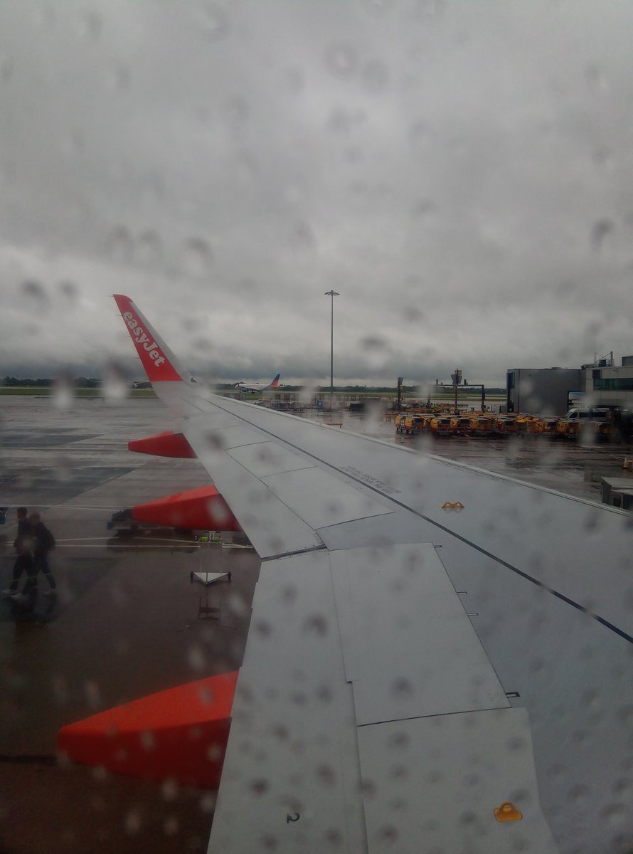 Wooo finally on a plain, @KISC here I come 😂😂 Feat. Typical British weather