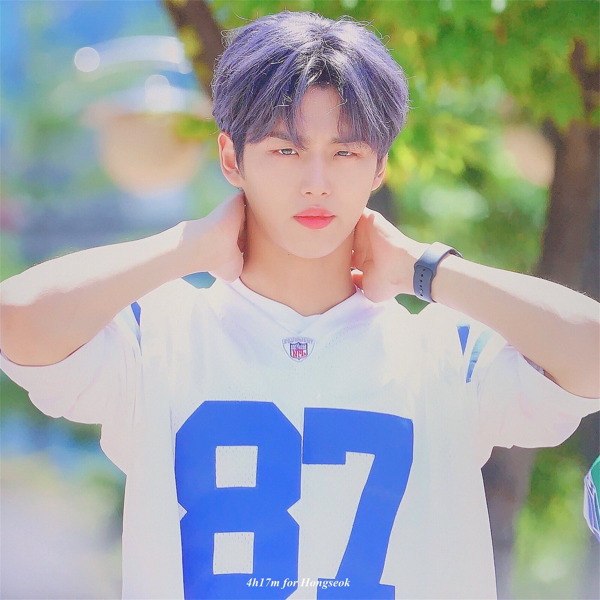 4h17m's tweet photo. 190811 인가 팬미 

#펜타곤 #PENTAGON #홍석 #양홍석 https://t.co/2ZePXFiZoP