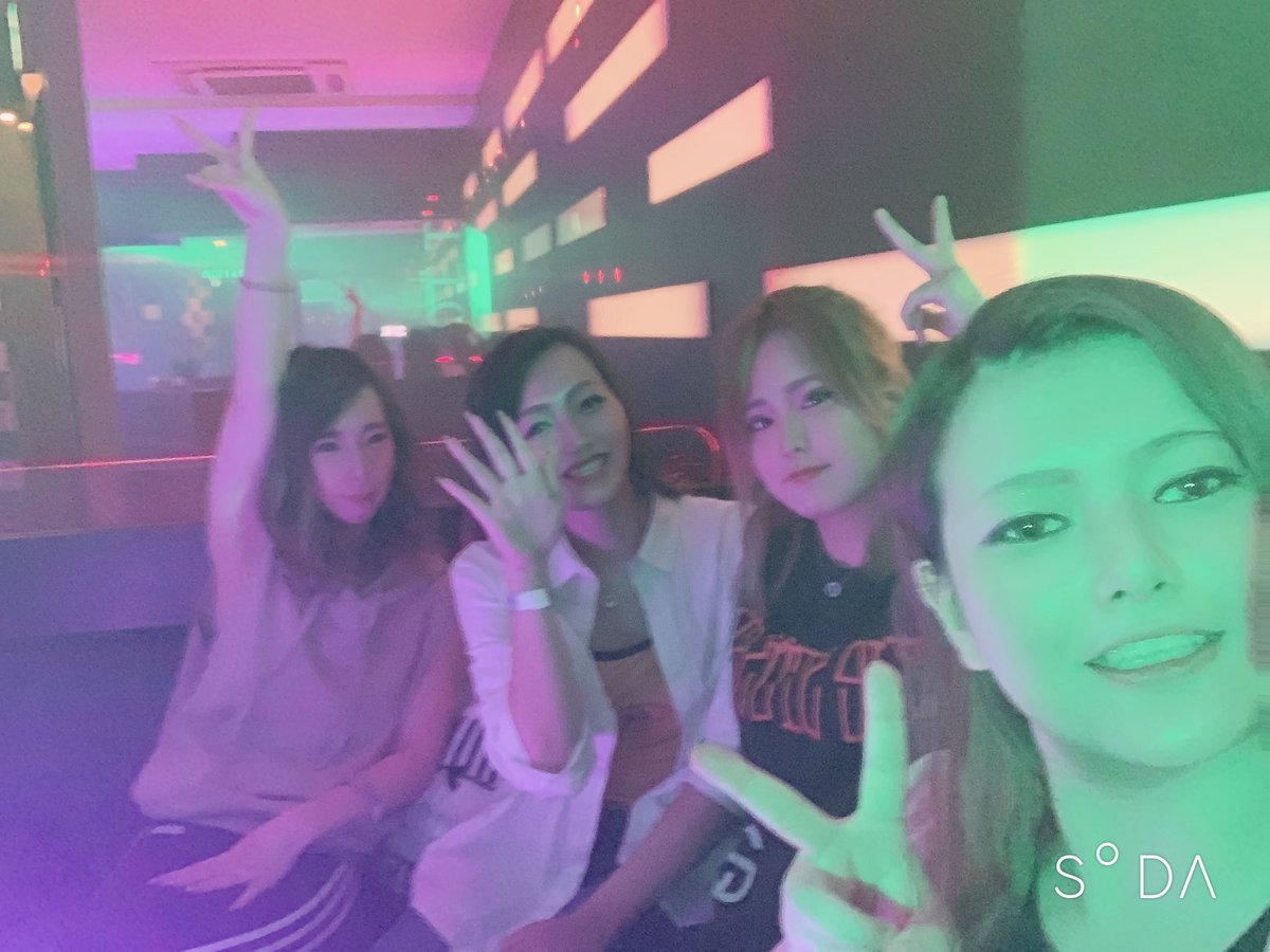 aa08216's tweet photo. みんなR!NG集合
お盆しょっぱなもりあがろーぜーて
みんなDJ R!Nのゲストで入ってー https://t.co/TsHgT6BNfS