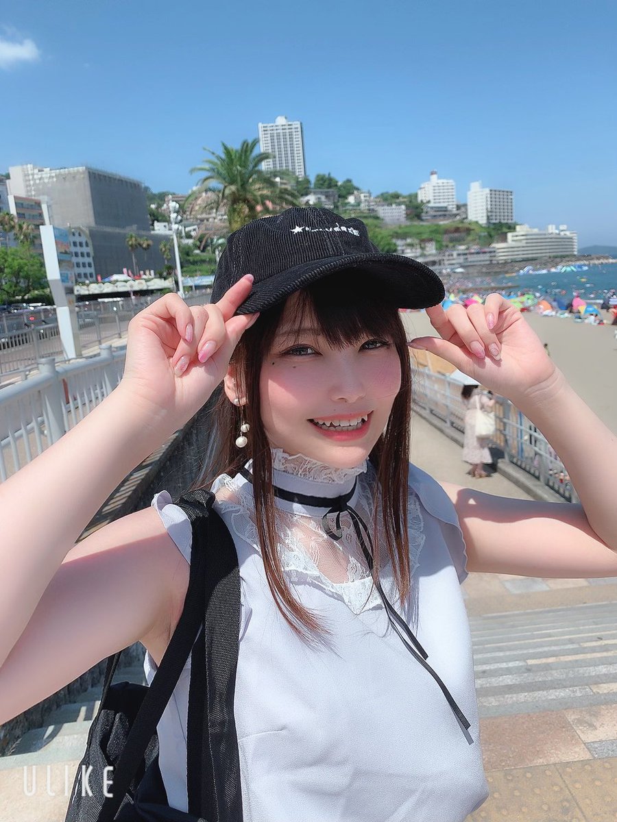 تويتر 築山さえ على تويتر 八重歯女子が好きな人よろしくお願いします T Co Gbw6lohpzd