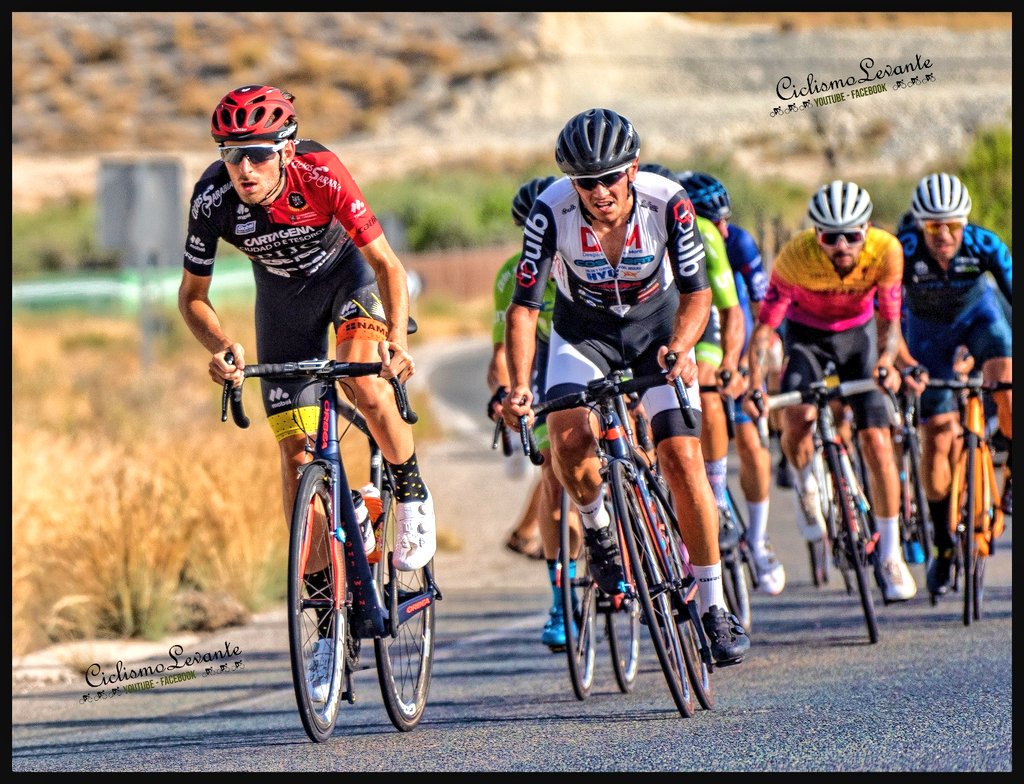 CCLaPalmaCT's tweet photo. Bonito y exigente el circuito de 8 km al que se van a enfrentar nuestros #EliteSub23 hoy en el Trofeo Virgen de Palomares en Trebujena. En total, casi un centenar de km por delante para: @jmgarcia_so @Edu_1998__ @CristianToro_99 @Jorgeamoros_5 @carlos1elche y @Raul_Astete00. https://t.co/Gdg3A1z6pn