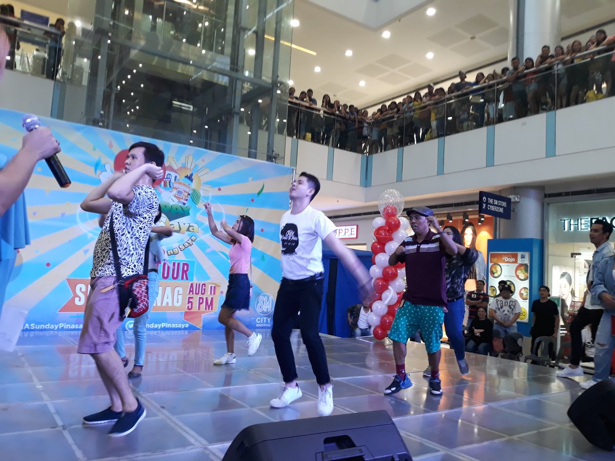 SMCityMasinag's tweet photo. Starting the mall show with fun filled games from #SundayPinasaya Fam!π€
#EverythingsHereAtSM #EnjoyFirstAtSM https://t.co/FjPZyzz3rT