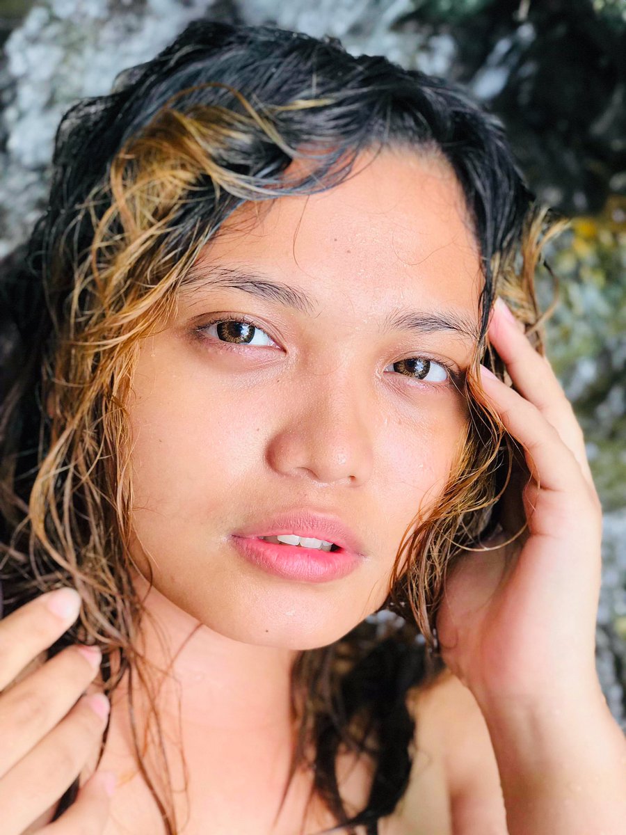 PauMajadas's tweet photo. Wet look ang Peg ❤️
#WhenInBaler #Baler2019 #portraitphotography #portrait https://t.co/YBXWEoQ7jb