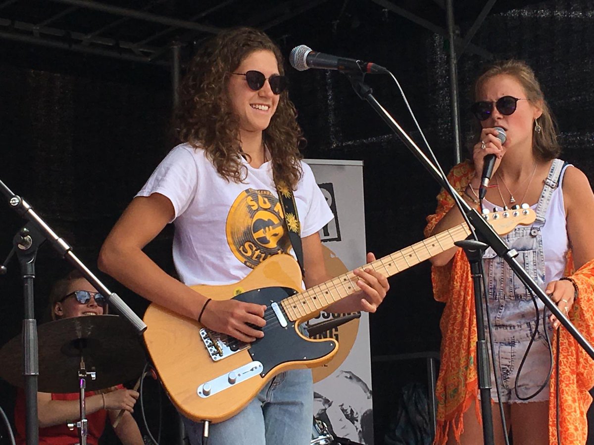 Start #bandcoaching Ready To Play nieuwe ronde. Tips&amp;Gigs! Intake nieuwe bands of losse inschrijvingen 15 september. Covers of #Songwriting Coaching door professionele muzikanten. 50 bands krijgen coaching bij Ready To Play Schrijf je in r2p.nl/index.php?id=1…