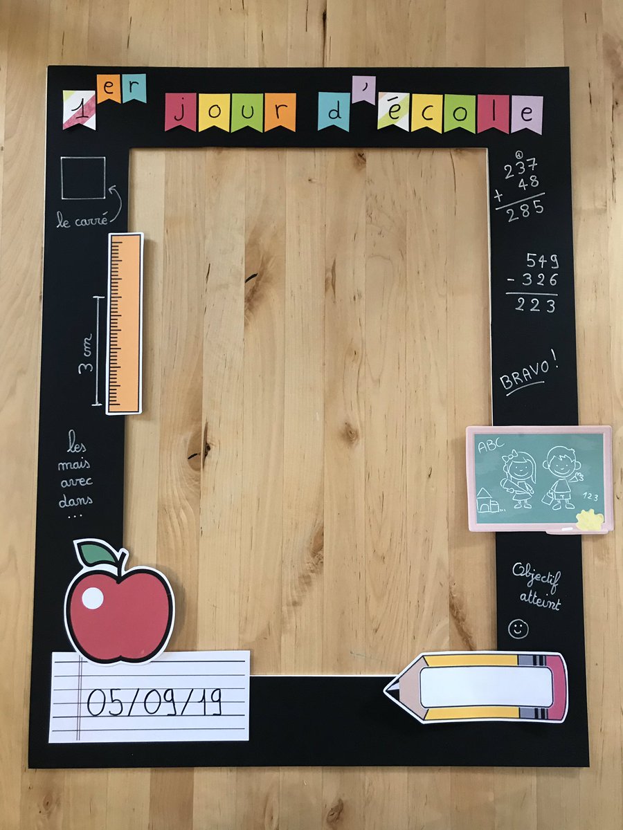 MaitresseSev's tweet photo. ** Un « photobooth » annuel en lien avec le cahier de vie de la classe **
Vous trouverez toutes les explications et d’autres photos dans un nouvel article sur le blog. 😉
#photobooth #rentreedesclasses #souvenir #cahierdevie #diy https://t.co/A3V5511j3h