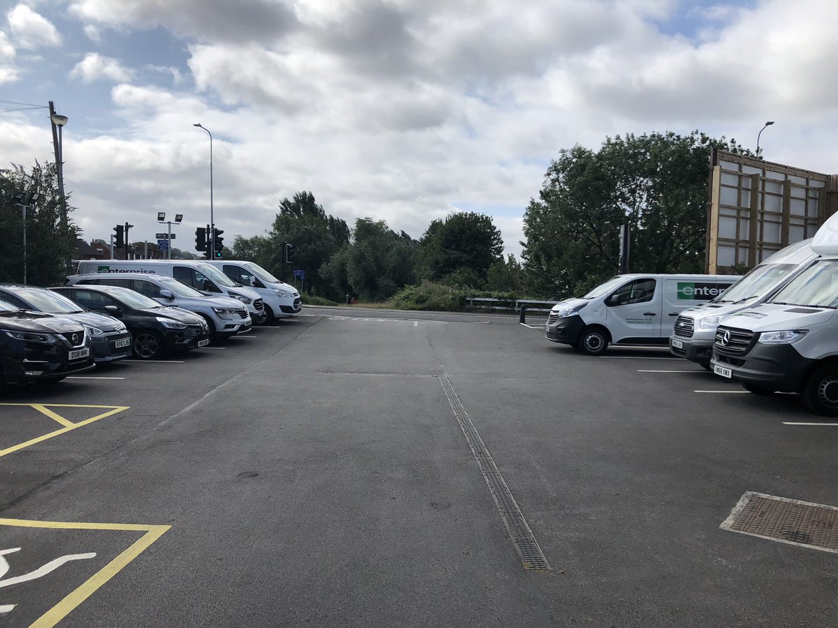 erac_jamesd's tweet photo. U434 SUTW on a massive sunday bring on the rush and those last minute deals, yes yes yes!! #SU4 #SUNDAYFUNDAY #SUTW @AKERAC1 @Amy_SU4 @andy_hibbard @ana_erac https://t.co/jMOYfoqUUy