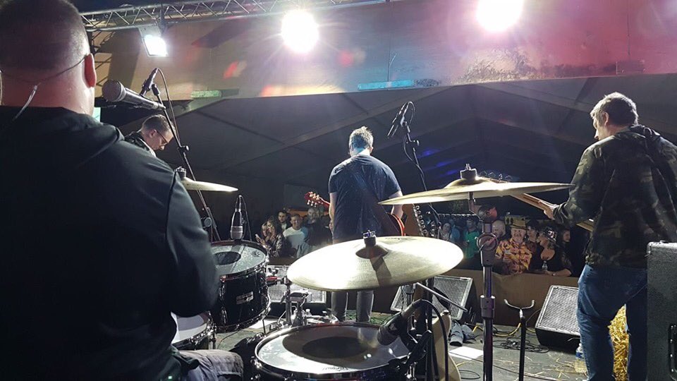 Day 1 was amazing. Under cover, chilled beers, live music today from 11.30, tickets on the gate, children under 12 free #glitterartists #biggrill #grill #bbq <a href="/thephonics1/">The Phonics</a> #laid @stiperemtribute @mainly.madness @scratchtrio #rachelgreen #bury #burrscountrypark