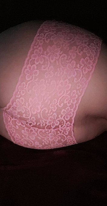 Bite me daddy💋 https://t.co/HRaYZItCHy