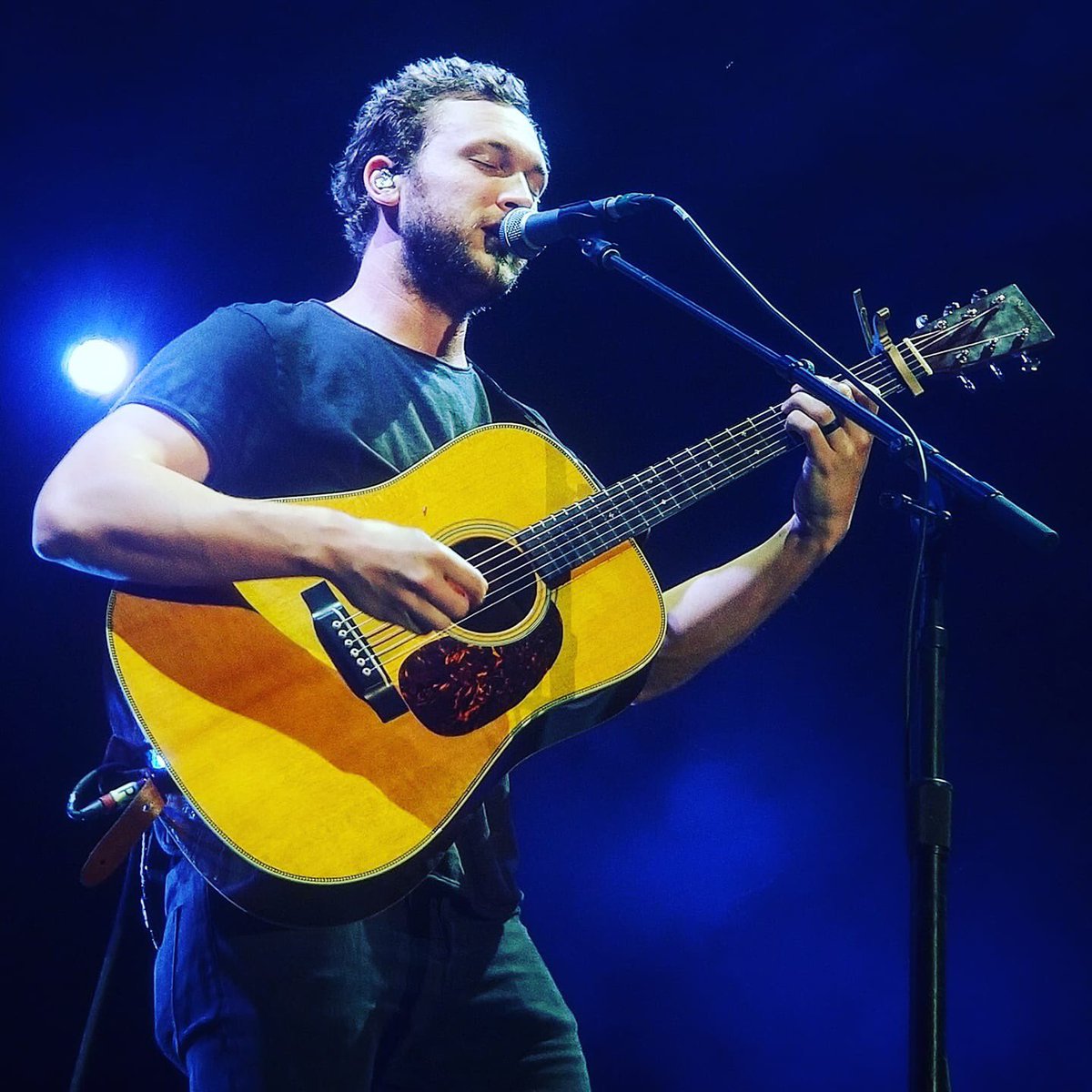 PhillPhillcom's tweet photo. #Musikfest @Phillips performing @Musikfest last night in Bethlehem, PA 👏🏽
Photo: @Musikfest https://t.co/ZA4ZFqE6Dw