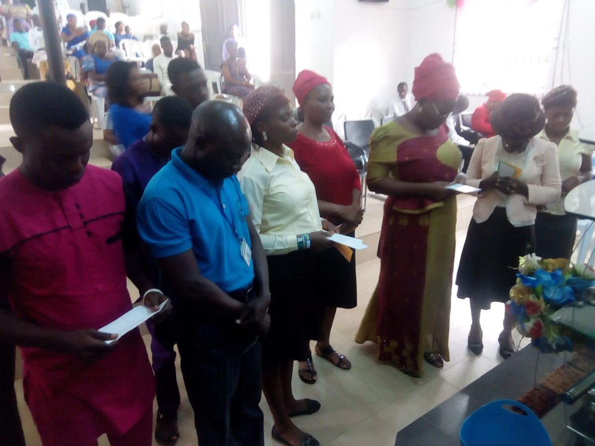 RccgJesusThrone's tweet photo. Prayers for tithers led by Pastor Olufemi Oshinowo
#AndGodSaid
#SeasonOf1Cor2:9 https://t.co/TghigSgvvs