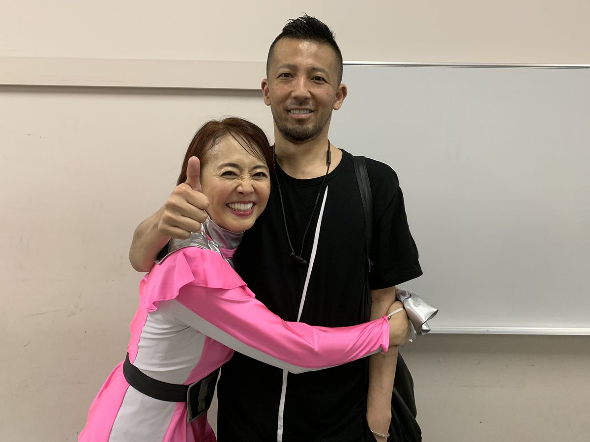 アワーソングス クリエイティブ 公式 على تويتر 熊谷真実 マネージャーです 舞台 世襲戦隊カゾクマン の千秋楽が 愛知県知立市にて終了致しました 大好きな旦那と リアルカゾクマン 希水も カゾクマン 仲間入り ザ ノンフィクション 山の日 熊谷