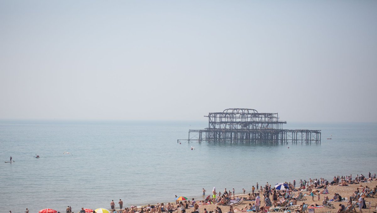 We're directly between the beach and the train station, so why not use our click and collect service to get your beach pizza party going! 🍕 nuposto.orderswift.com/brighton?utm_s… #brightonbeach