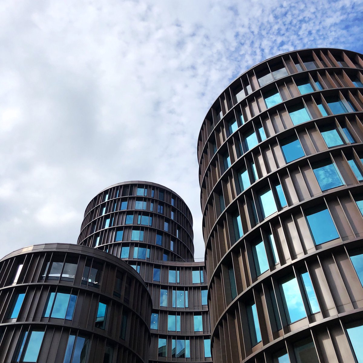 uskeda3mm's tweet photo. #axeltowers #lundgaardtranberg #copenhagen https://t.co/EK4r3DqzfJ