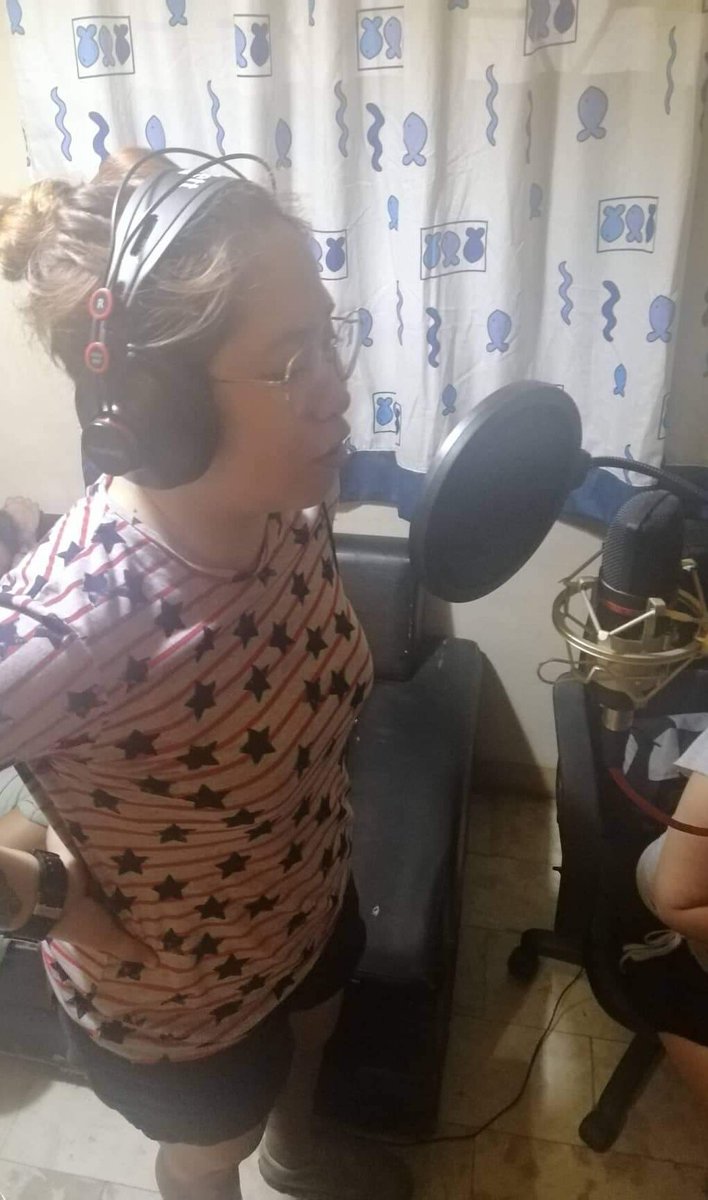 OdeToLaLuna's tweet photo. Let's get those vocal tracks in!
🌛🌝🌜
#recording #vocaltrack #vocals https://t.co/sSosarLktE