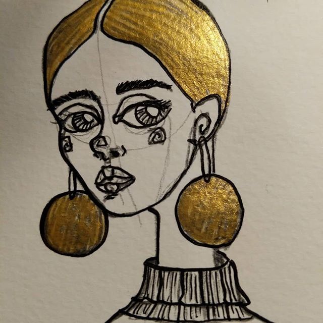 CuriousLucious's tweet photo. #gold https://t.co/EGbpx9qvHE https://t.co/Wcfi0A2Shd