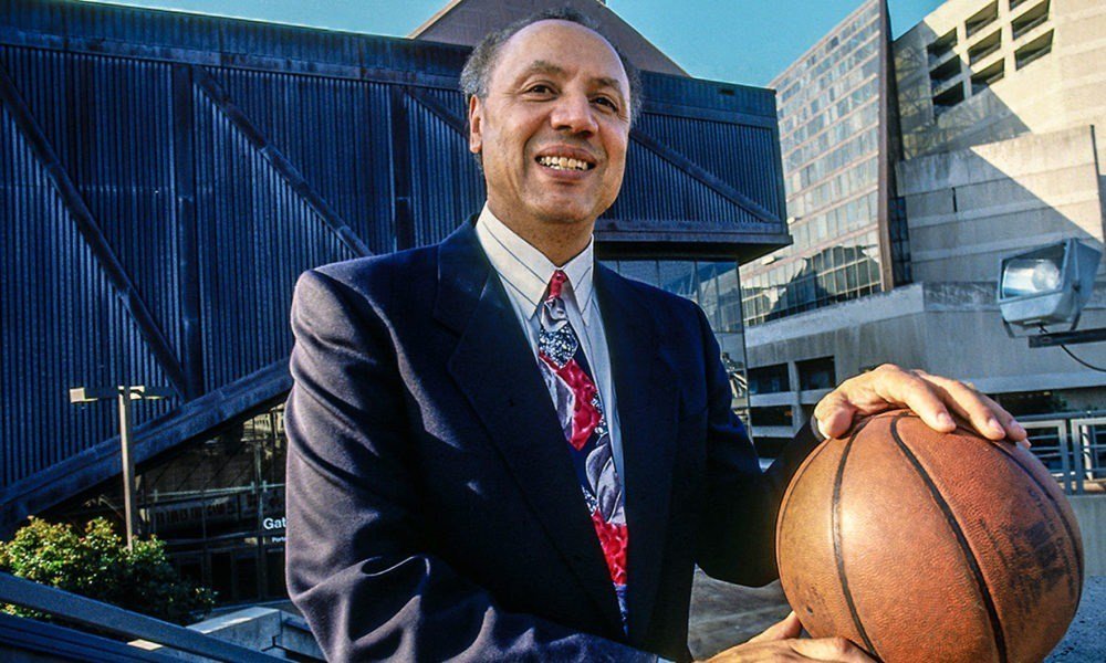 seattleinformer's tweet photo. Lenny Wilkens gets street by Seattle Center Arena named after him – ClutchPoints https://t.co/r5zZg0UP25 https://t.co/Pxr4TLd8Zx