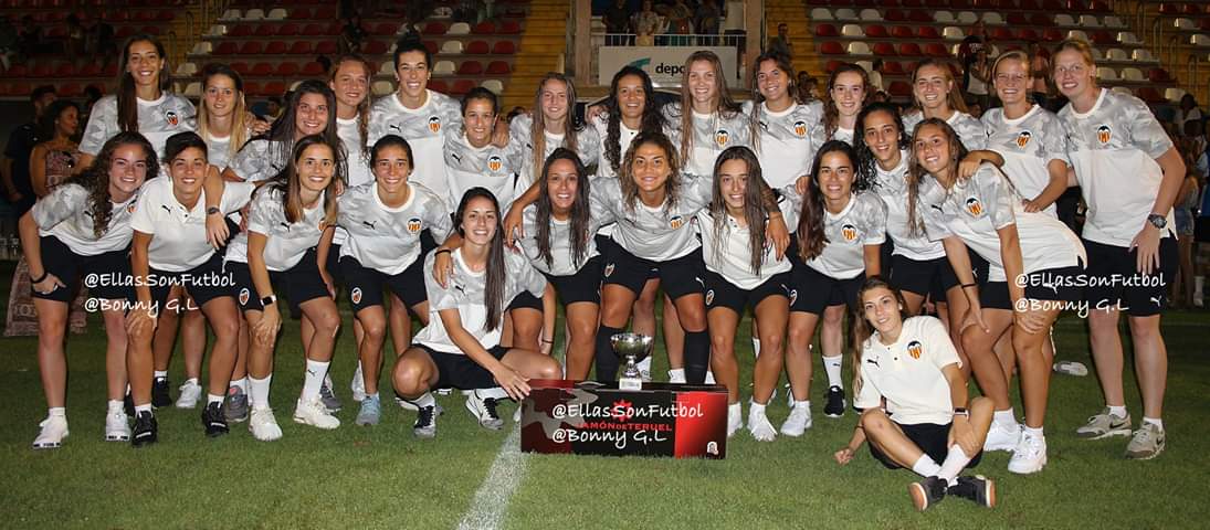 #Pretemporada | 📸 Fotogalería I Torneo Andrea Esteban
⚽ <a href="/VCF_Femenino/">Valencia CF Femenino #ADNVCF</a>
⚽️ <a href="/LUDfemenino/">Levante UD Femenino</a>
⚽️ <a href="/ZaragozaCFF/">𝗭𝗮𝗿𝗮𝗴𝗼𝘇𝗮𝗖𝗙𝗙</a>
👤 <a href="/BONNYXL/">Bonny Gimenez Lopez</a> 
🔗⬇️
facebook.com/ellassonfutbol…