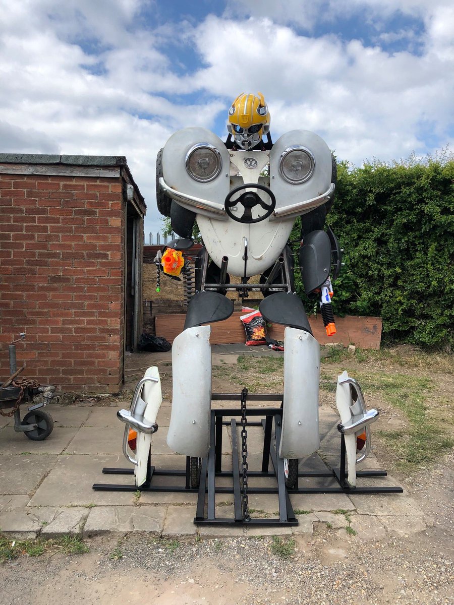 SoapboxConcepts's tweet photo. How #BumbleBeeBrawl was built. #SoapboxConcepts #redbull #redbulluk #redbullsoapboxrace #redbullsoapbox #soapboxrace #soapbox #transformers #transformer #autobot #autobots #bumblebee #bumblebeemovie https://t.co/iXAnkyTKfp