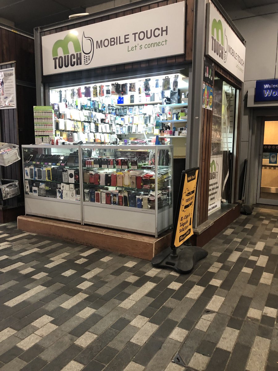 Woking_Market's tweet photo. Smashed screen? Broken speaker? 📲
Worry not because Mobile Touch are on hand at Market Walk for all your phone needs from cases to repairs while you shop!
#MarketWalk #WeAreWoking #WokingShopping #August #Summer #iPhone #PhoneRepairs #MobileTouch https://t.co/BFf0eQzSzr
