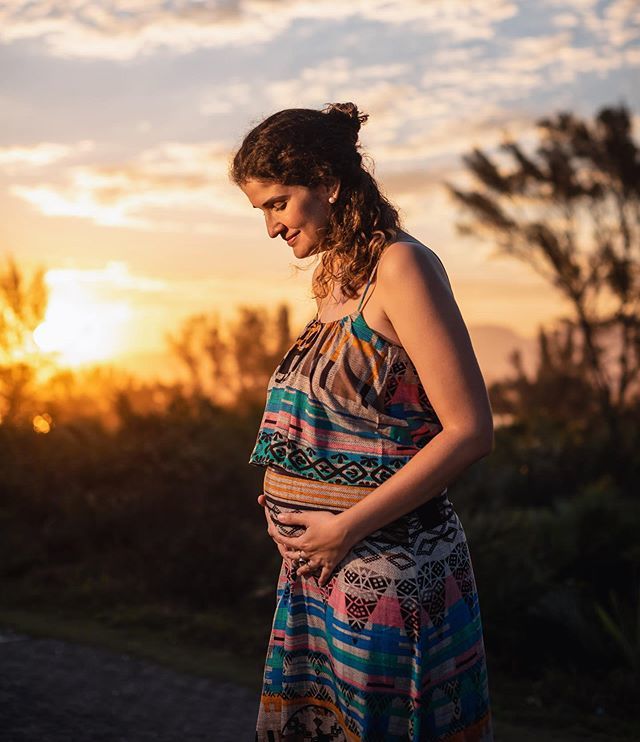 Brunomontt's tweet photo. Hoje anuncio que a família está ficando maior... BEM MAIOR! 
Nesse dia dos pais, apresento a atual casa da Cecília e da Laura - a Thais, minha esposa e grande amor.

Estamos GRÁVIDOS e vivendo uma fase indescritível. 
Feliz dia dos pais pra todos que com… https://t.co/N4KbOr8hS5 https://t.co/Bm0EmebRnE