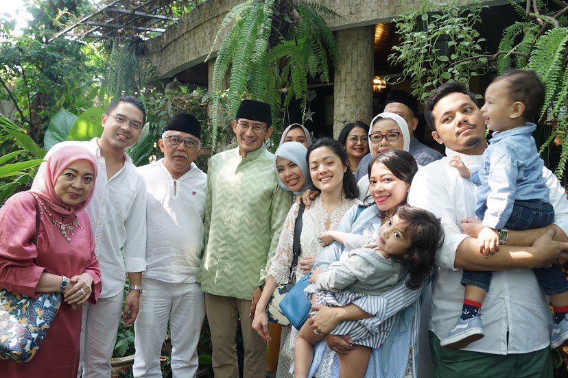 sandiuno's tweet photo. Alhamdulillah bisa menghabiskan waktu di Hari Raya Idul Adha bersama keluarga dan juga kerabat.

Bagaimana dengan Idul Adha kalian? https://t.co/EbF0EudZPy