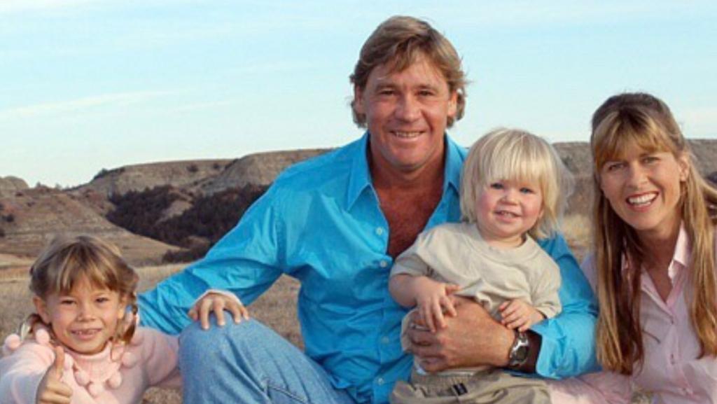 boston_informer's tweet photo. Bindi Irwin writes a touching note to her dad, reveals who will walk her down the aisle at her wedding https://t.co/8iBvZNqg76 https://t.co/QlzD081Npy