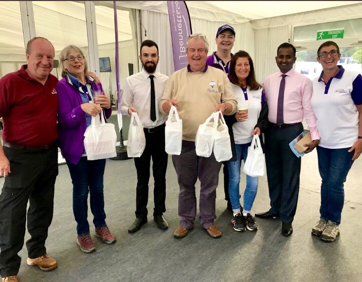 JBSBalloon_Ins's tweet photo. Thanks to @TheMintRoom for providing such great food. #bristolballoonfiesta @cameronballoons @baileyballoons @AmareloBalloon @XBallooning @BalloonNetwork @BBCBristol @bristolballoon @whatsonbristol Photo Credit @TheMintRoom https://t.co/MmShKe5IWD