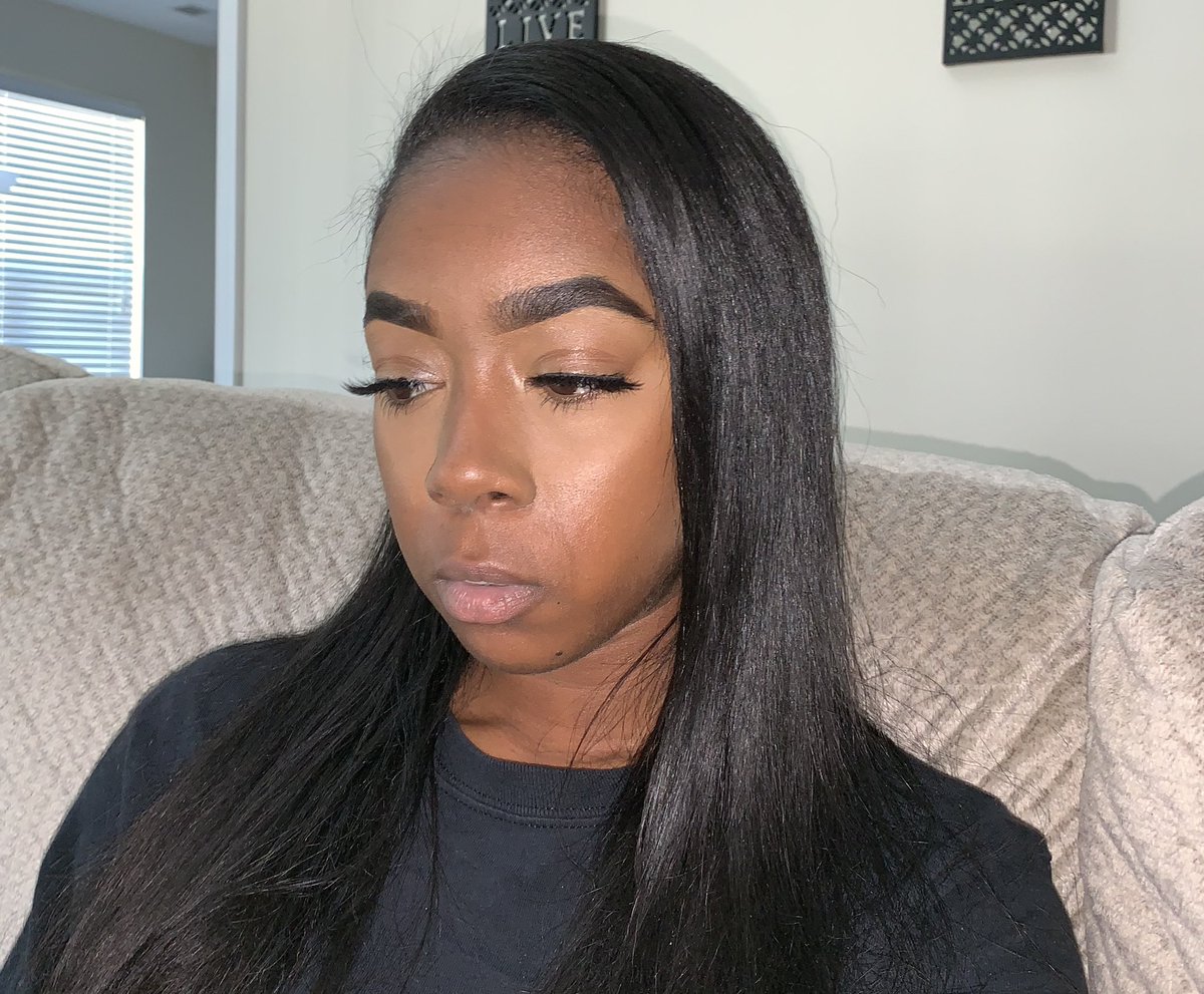 If you haven’t tried our translucent powder already, you’ll want to make sure you get your hands on it when we relaunch. 

Finely milled and absolutely NO flashback? 🥵